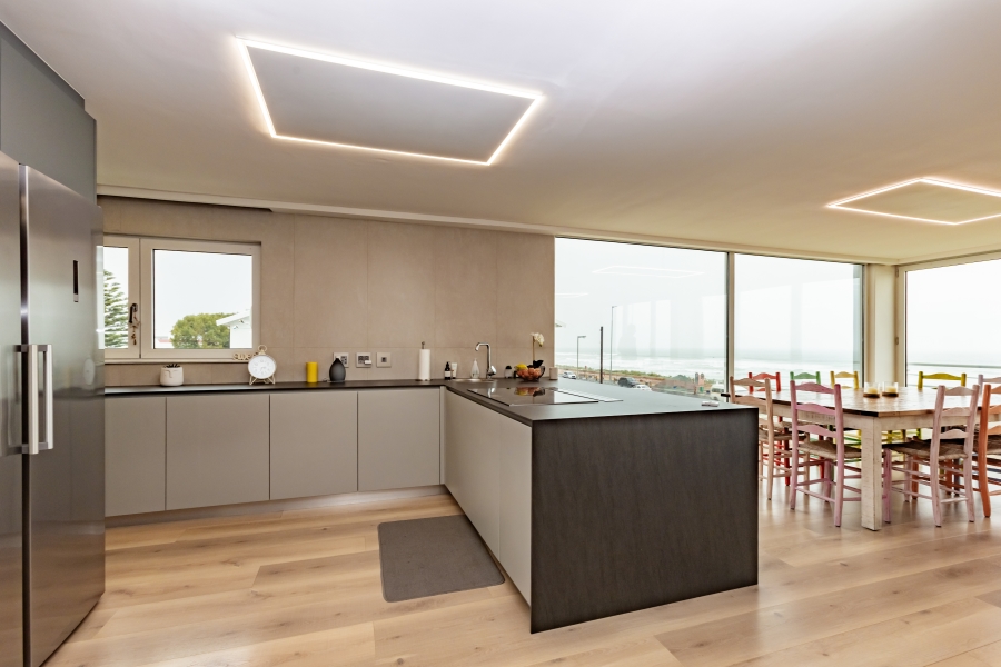 3 Bedroom Property for Sale in Beachfront Western Cape